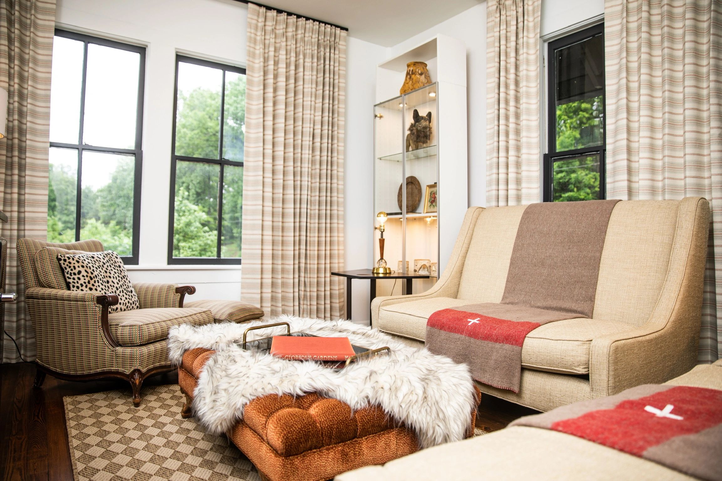 Suite 205 photo 1